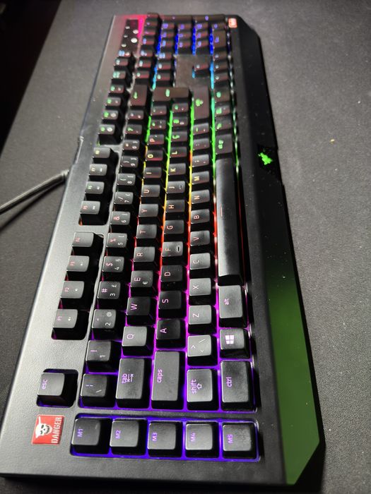Razer BlackWidow Chroma V2 1000hz/1ms- Como Novo