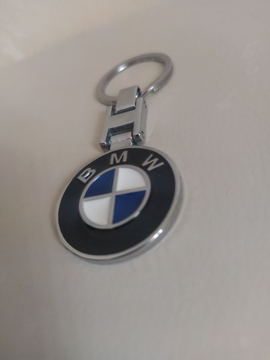 Bryloczek BMW Wysoka Jakość Materiałów Nowe Idealny Na Prezent 
8 / 3
