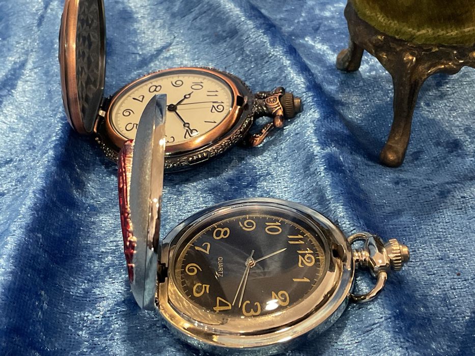 RELOGIOS de bolso quartz coleção  a trabalhar  anúncios abaixo