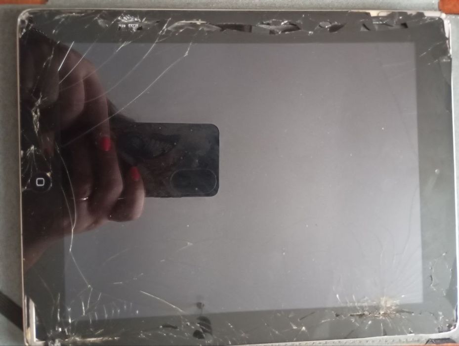 Продам IPad 2 (б/у)