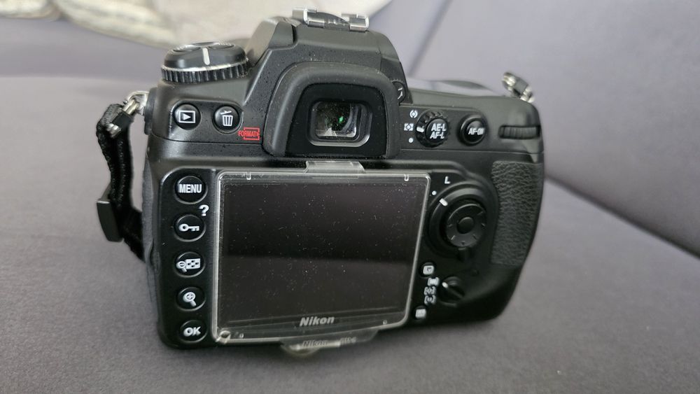 Zestaw Nikon D300S+Sigma 17-50 2.8+Sigma 50-150 2.8+lampa SB900