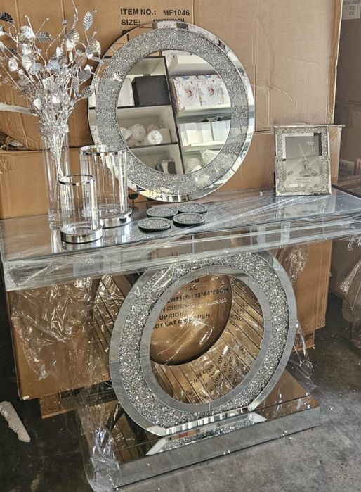 Srebrna konsola szklana stolik z kryształami glamour