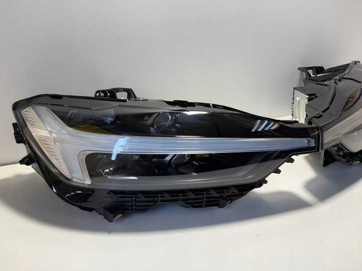 Фара передняя  Volvo XC60 разборка запчасти шрот Full Led Laser