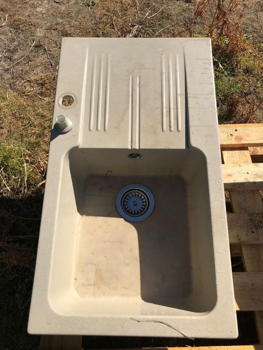 Zlew kuchenny w dobrym stanie zlewozmywak