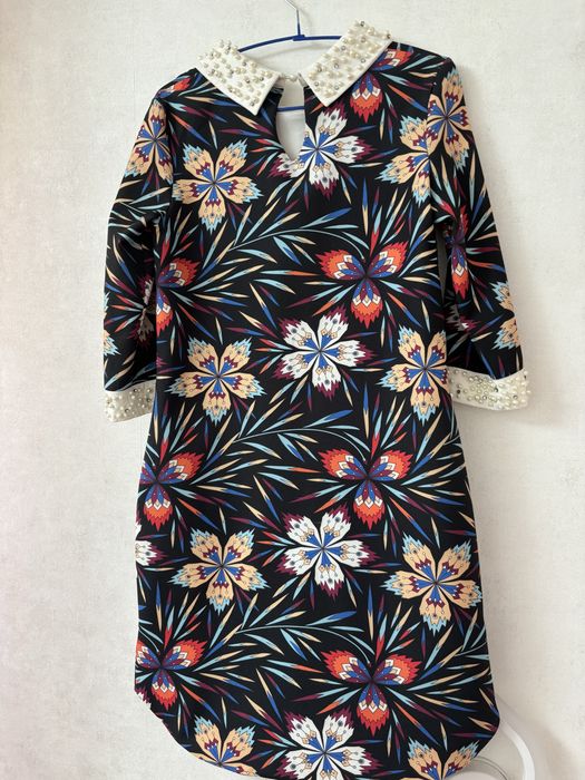 Платье женское до колена