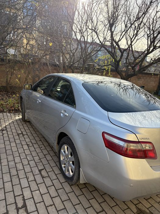 Тойота камрі 2007 року