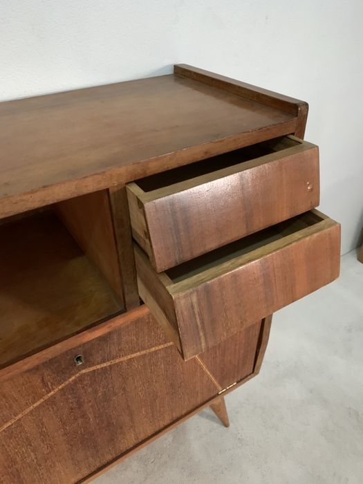 Móvel vintage Licoreiro