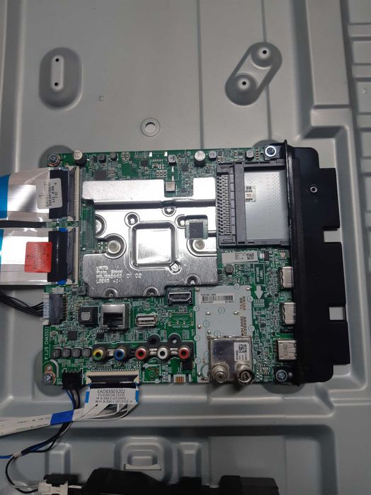LG55UM7050PLC zasilacz LGP65TJ-18U1 i płyta