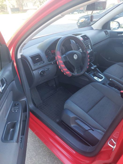 Volkswagen Golf 2008 рік