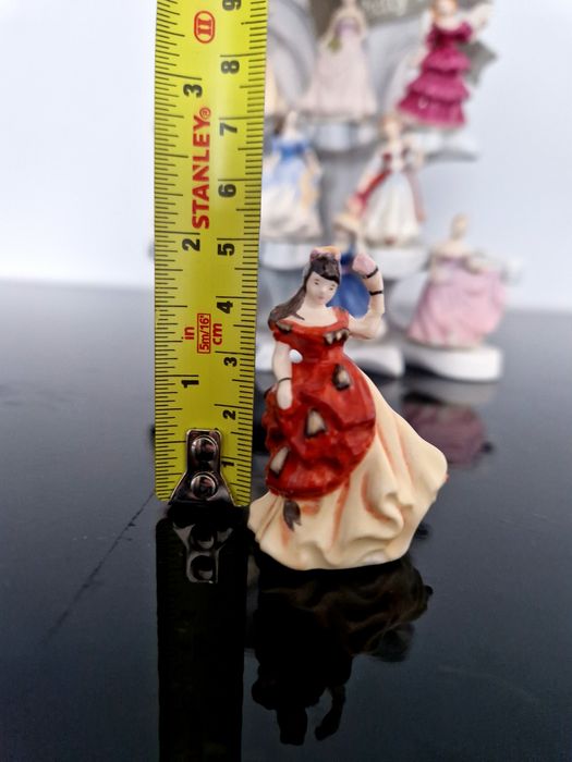 Mini figurki Royal Doulton
