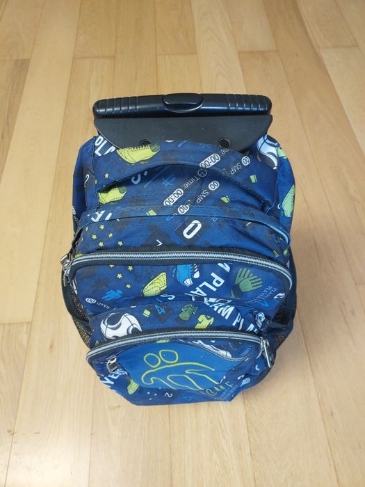 Mochila escolar marca Totto