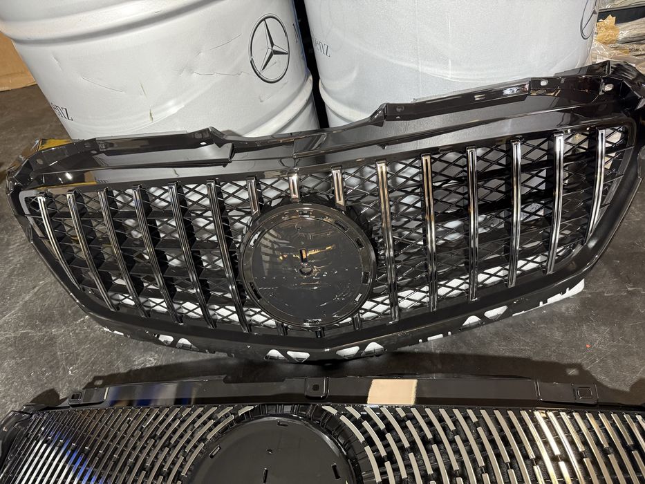 Решотка Решітка радіаторів спрінтер sprinter W907 W906 gti