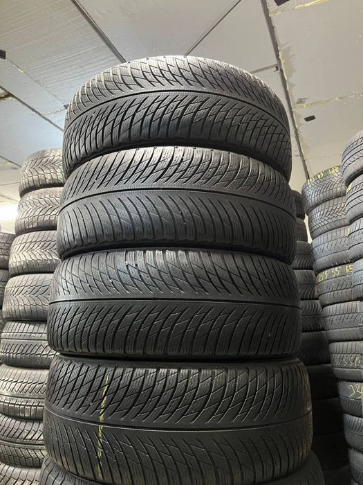 Комплект зимової гуми 215/50/18 Michelin