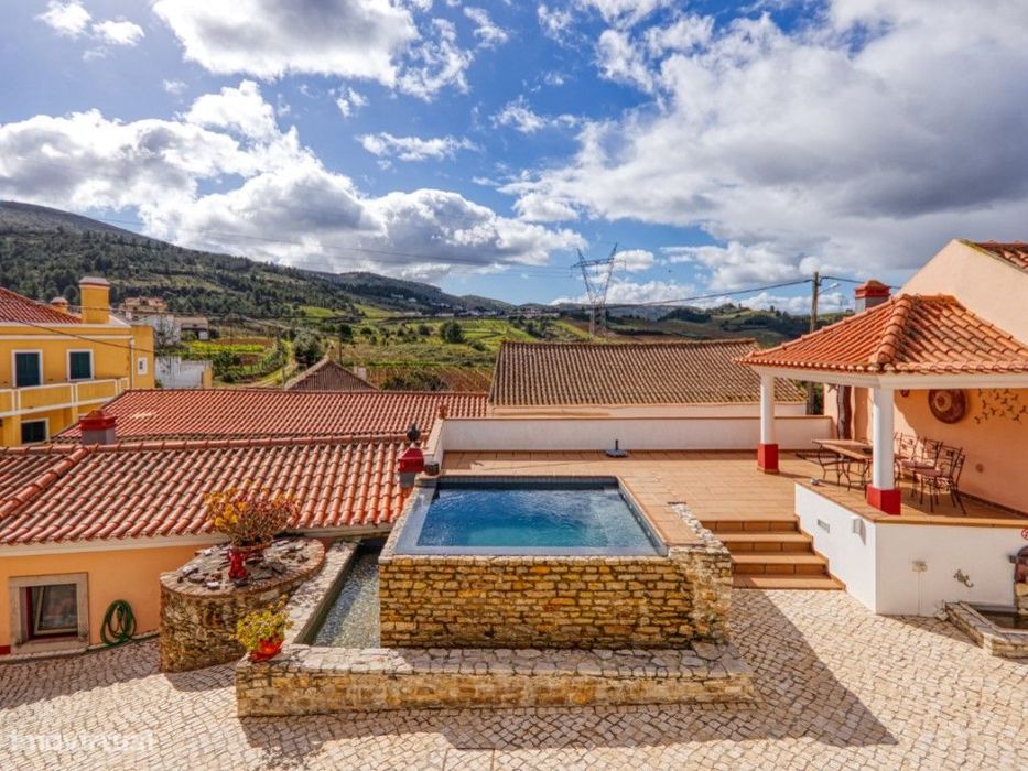 Moradias tradicionais para investimento ou para habitar junto à ser...