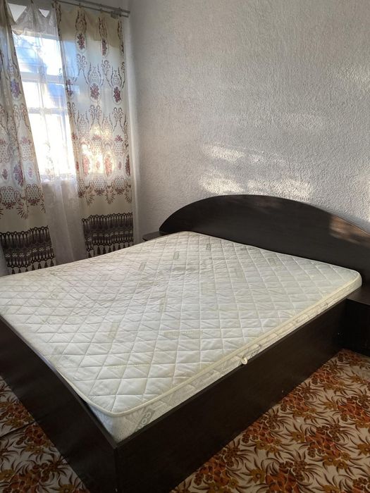 Продам ліжко 200×220