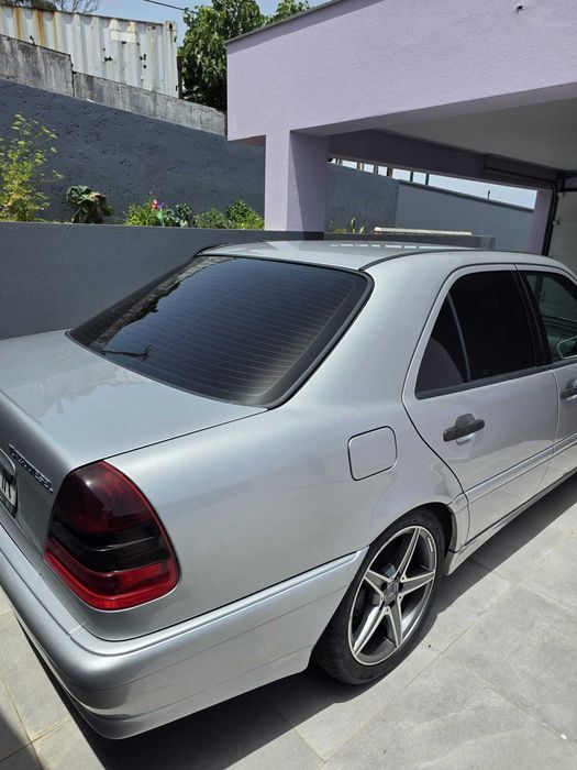 Mercedes 250 turbo diesel