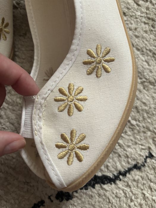 Espadryle koturna korkowe M&S 39 biale ecru off cream