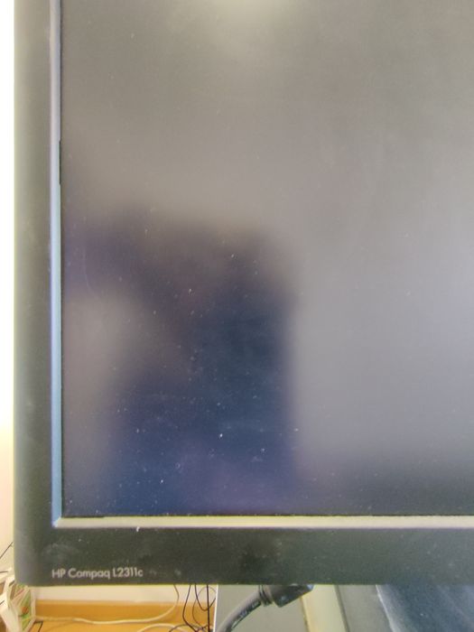 Monitor  HP Compaq L2311c de 23"