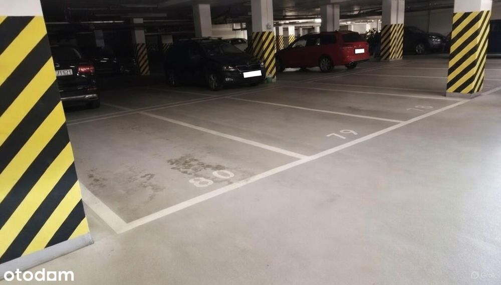 Miejsce w hali garażowej