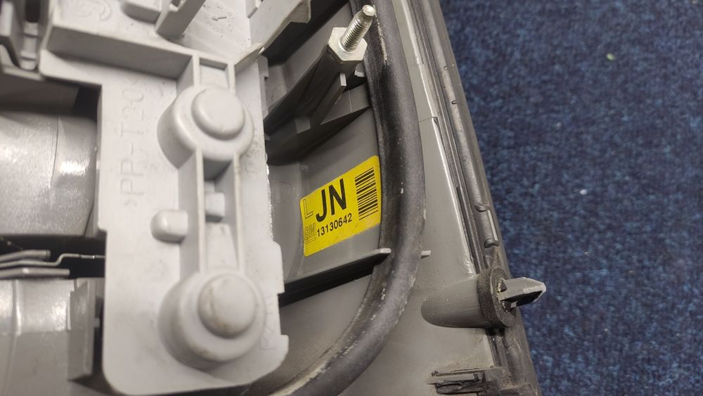 Ліхтар стоп фонарь задній лівий Opel Vectra C 02-09 дорест, Вектра С