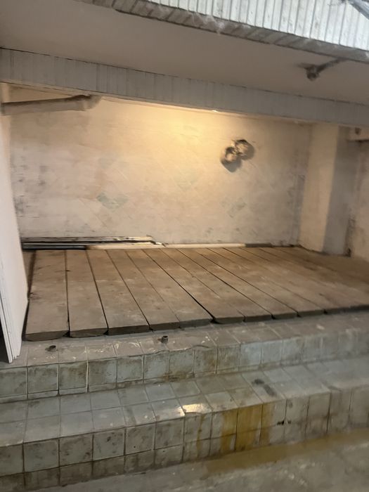 Оренда комерційного підвального приміщення 120 м²