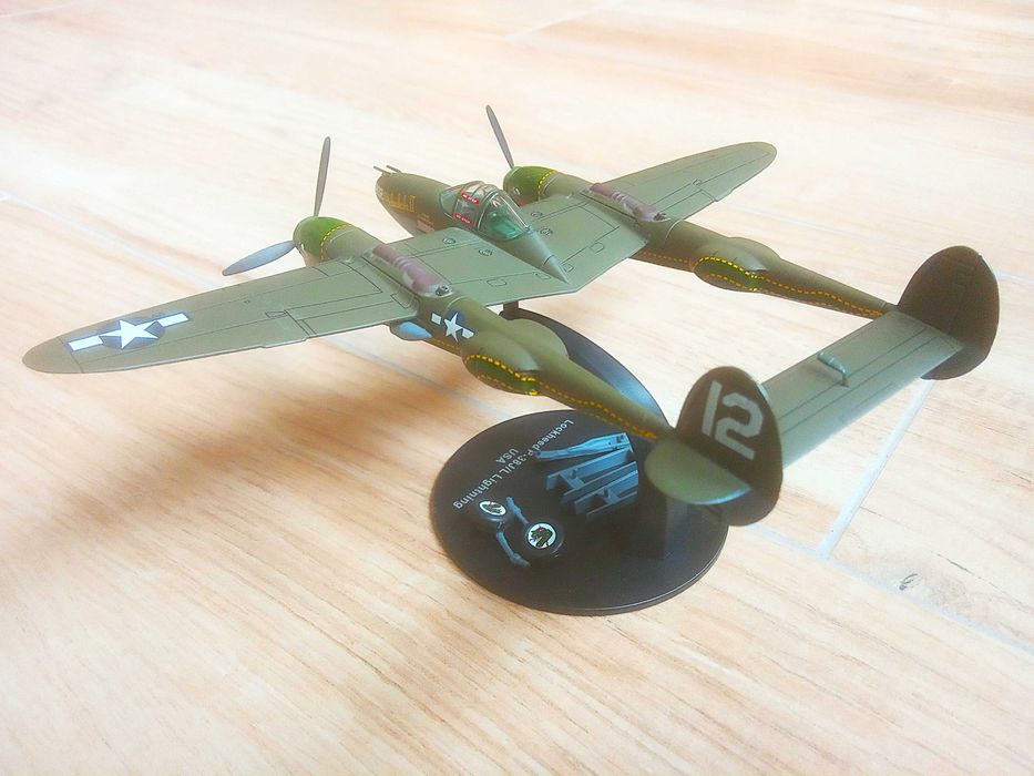 1:72 Lockheed P-38J Lightning USAAF, 459th FS Twin Dragons, 1944.