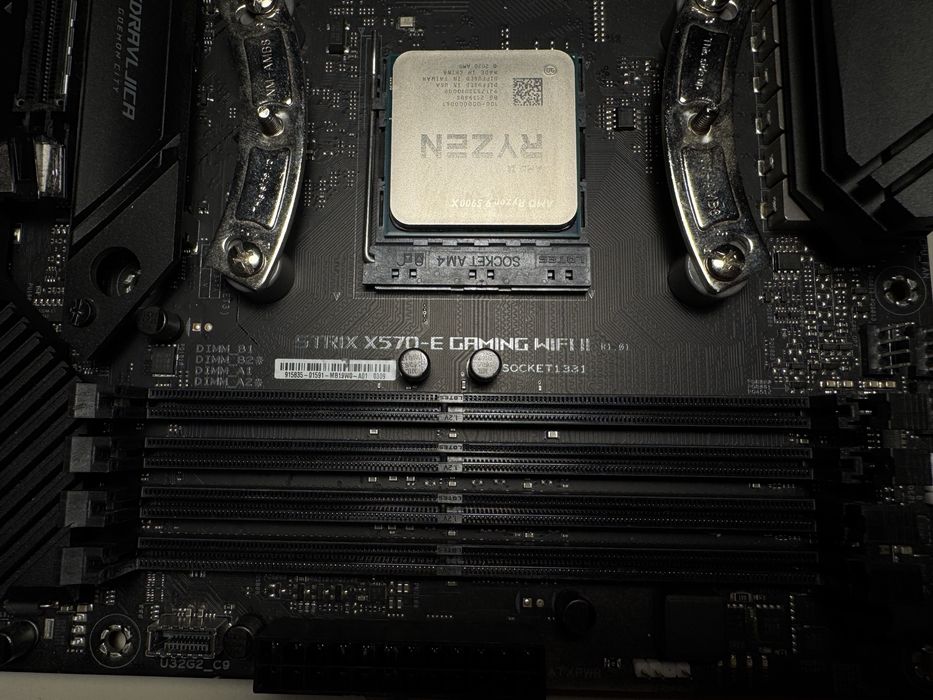 Asus strix X570-E Gaming wifi II