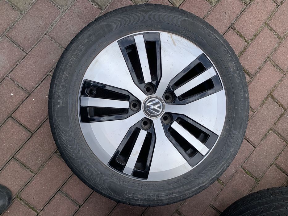 Колеса Volkswagen E Golf R16 5x112 205/55/16 диски резина VW Passat Jetta GTE Audi Seat Skoda