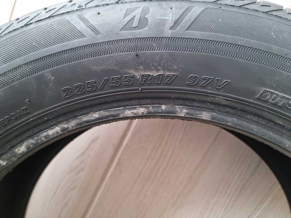 Bridgestone Ecopia EP300 225/55 R17 97V