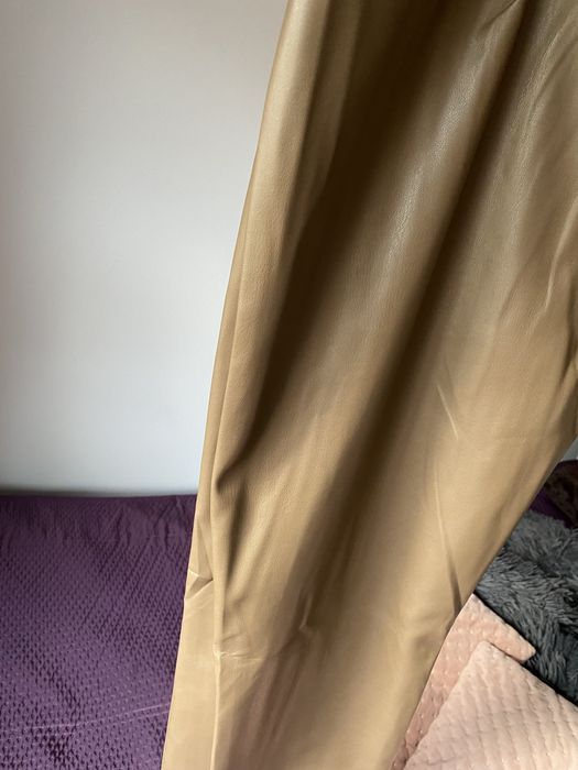Spodnie brązowe z wysokim stanem, skóra ekologiczna rozmiar M