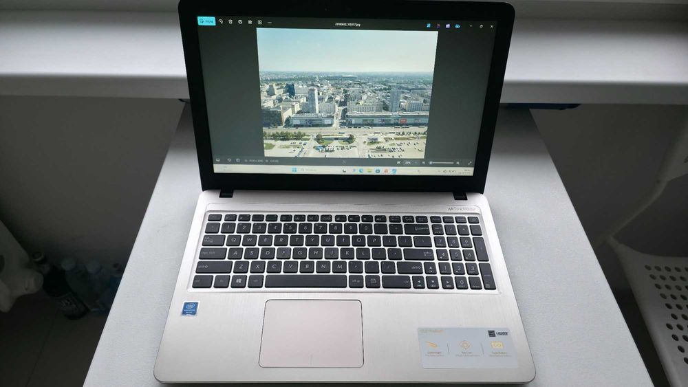 Laptop ASUS RTL8822BE