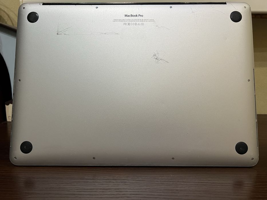Батарея до 5 годин, MacBook Pro 15 A1398, 16/500Gb