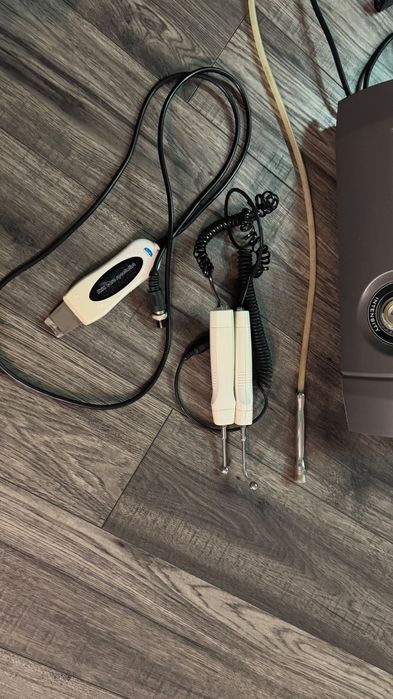 Косметологічний апарат 6в1 NV-E6 — для обличчя і тіла, Б/У