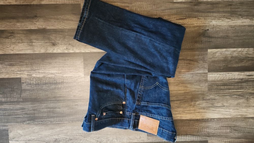 spodnie Levi's 511 33/32 jak nowe