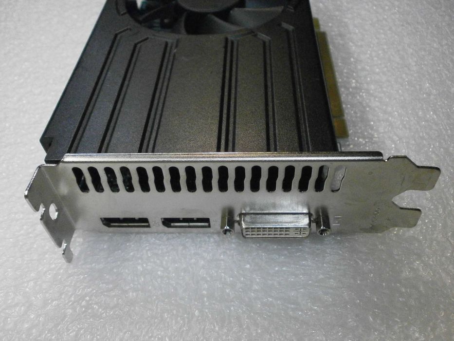 AMD Radeon R9 255 2Gb 128bit DDR5 EU: 940 грн. - Комплектуючі та ...