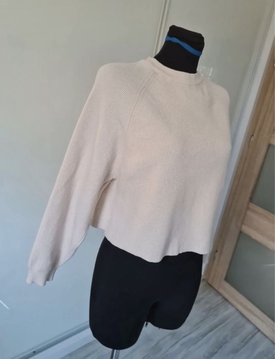 Krótki sweterek Pull&Bear, beżowy