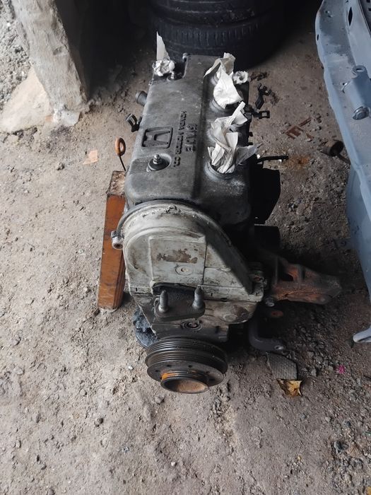 2 motores honda civic d15B2