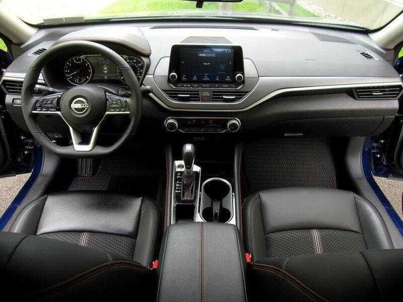 2024 Nissan Altima 2.5 SR
