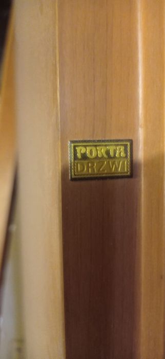 Drzwi + oscieznica + maskownica