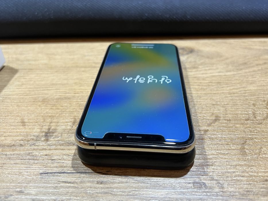 Iphone XS 256GB Biały + etui
