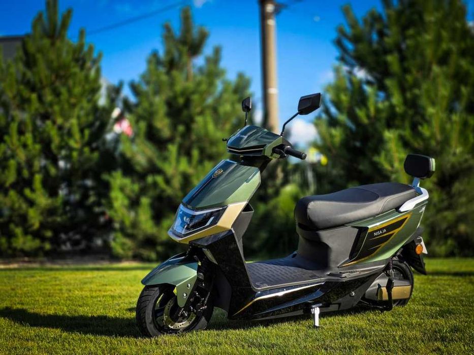 Електроскутер NISA JA