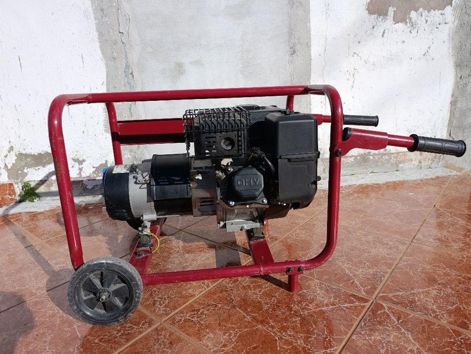 Gerador Powermate by Pramac EM2800 AVR – Semi-novo c/ fatura