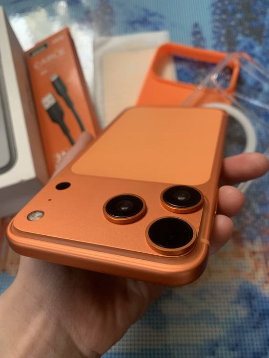 Iphone XR в корпусі Iphone 17 Pro, 128 gb, Neverlock