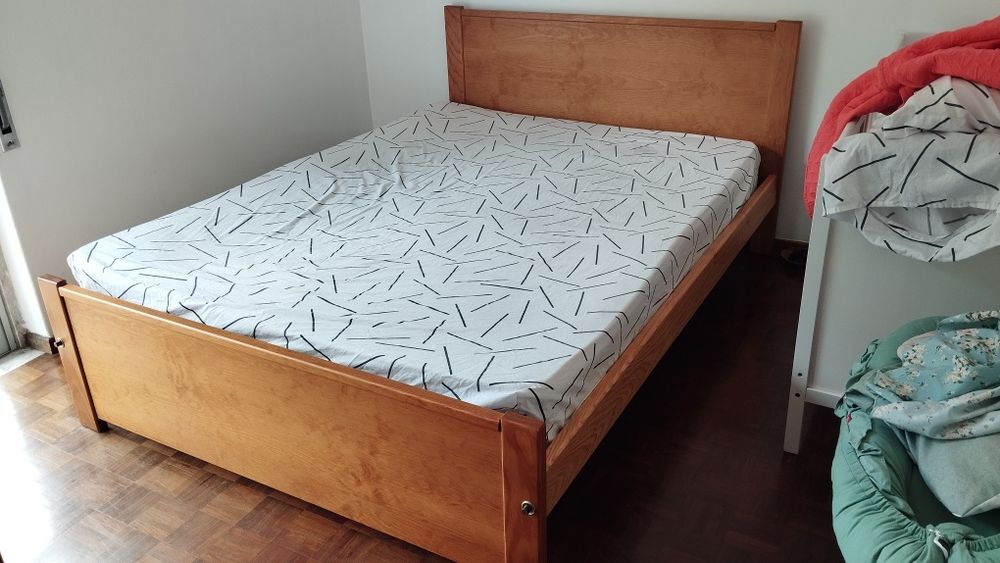 Vende se cama casal