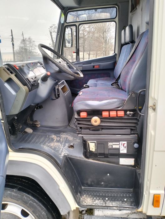 Мерседес Варіо 614.