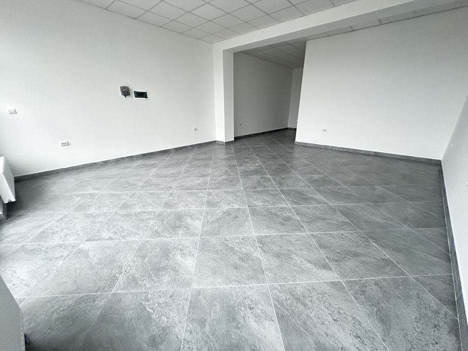 Здається в оренду комерційне приміщення, Тячів, Армійська (50 м²)