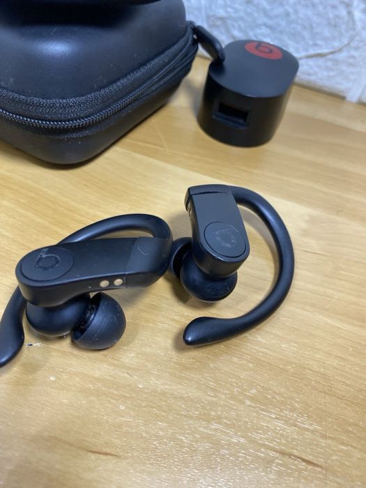 Наушники Beats Powerbeats Pro