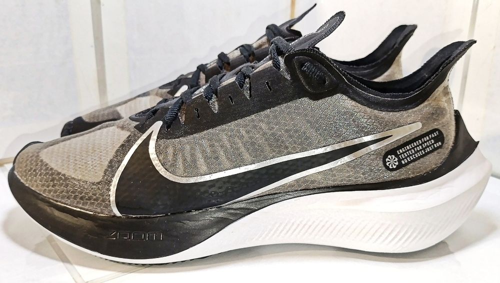 Кроссовки Nike Zoom Gravity  BQ3202-001 Black/Gray, размер 40,5