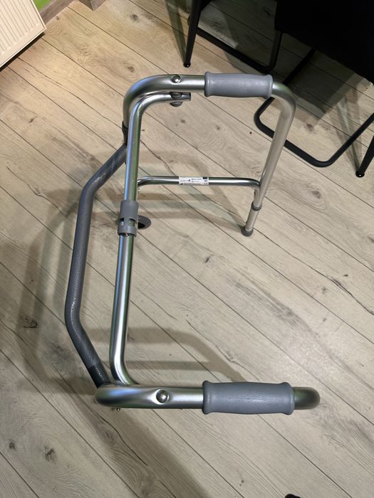 Balkonik skladany na duzych kołach