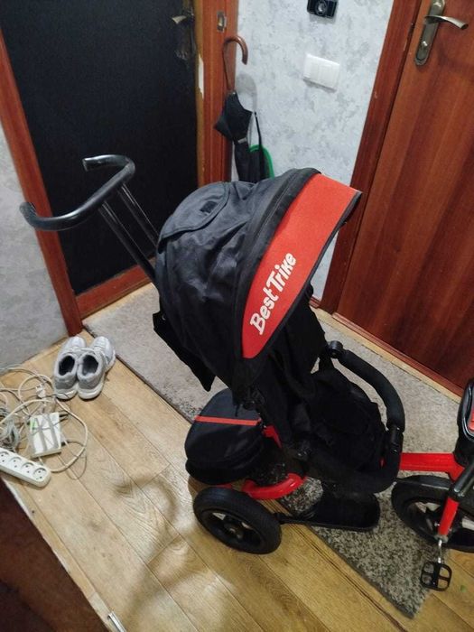 Дитячий триколісний велосипед з ручкою Best Trike